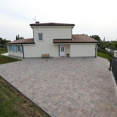 La Graziosa * Kaštel