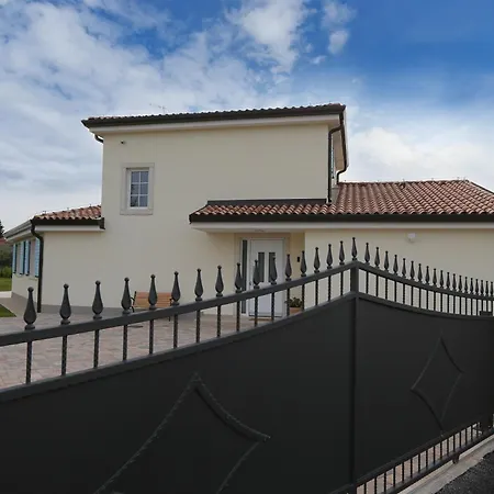 La Graziosa Villa